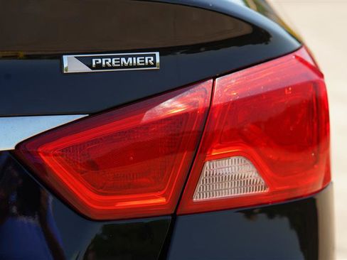 Used 2017 Chevrolet Impala Premier FWD image 33