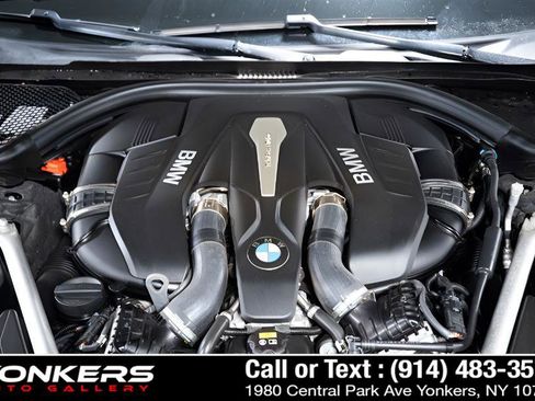 Used 2019 BMW 750i xDrive w/ Executive Package image 20