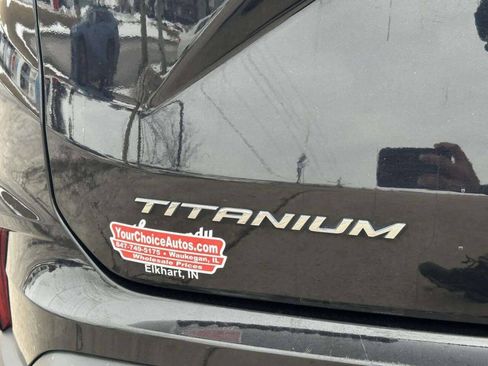 Used 2021 Ford Edge Titanium AWD/4WD image 13