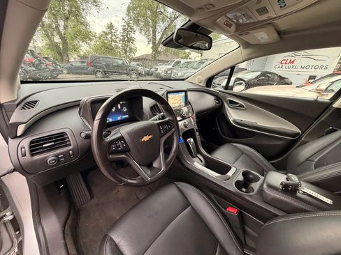 Used 2015 Chevrolet Volt Premium w/ Premium Trim Package FWD image 8