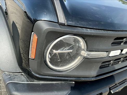 Used 2024 Ford Bronco Black Diamond AWD/4WD image 13