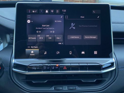 New 2026 Jeep Compass Latitude AWD/4WD image 25