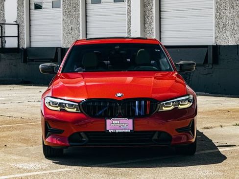 Used 2020 BMW 330i Sedan w/ Convenience Package RWD image 16