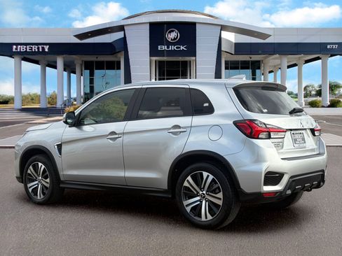 Used 2023 Mitsubishi Outlander Sport ES AWD/4WD image 3