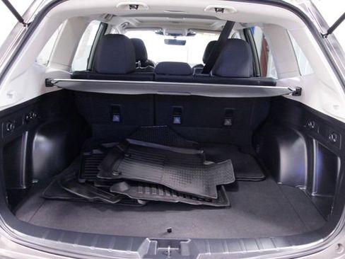 Used 2023 Subaru Forester Premium image 20