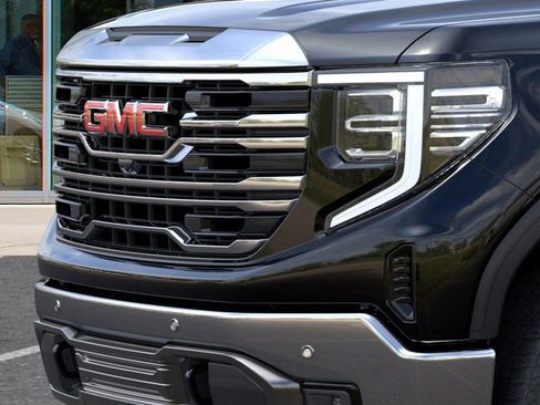New 2025 GMC Sierra 1500 SLT w/ SLT Premium Plus Package image 13