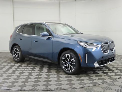 Used 2026 BMW X3 xDrive30i w/ Premium Package AWD/4WD image 4