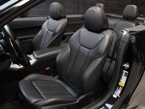 Used 2023 BMW 430i Convertible w/ M Sport Package image 34