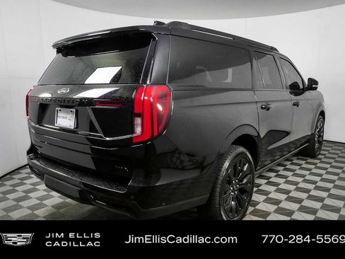 Used 2025 Ford Expedition Max Platinum w/ Stealth Appearance Package AWD/4WD image 3
