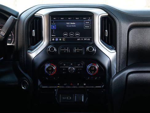 Used 2019 Chevrolet Silverado 1500 RST w/ All-Star Edition image 42