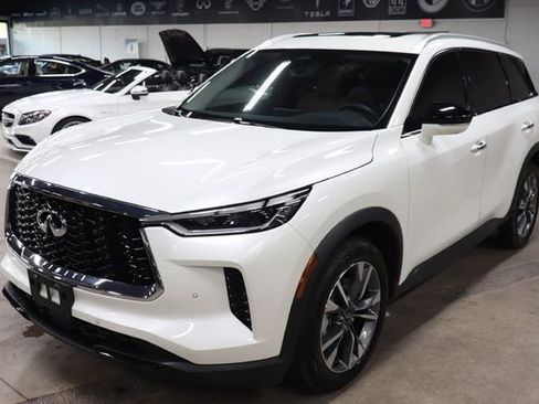 Used 2024 INFINITI QX60 Luxe AWD/4WD image 1