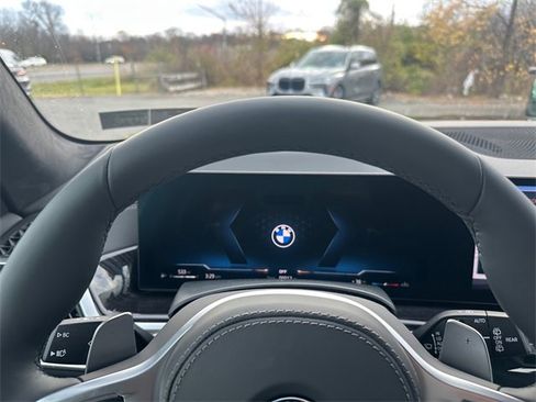 New 2026 BMW X7 xDrive40i w/ M Sport Package image 18