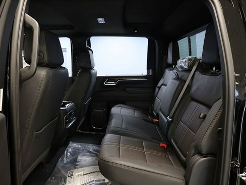 New 2026 Chevrolet Silverado 2500 High Country w/ High Country Premium Package AWD/4WD image 9