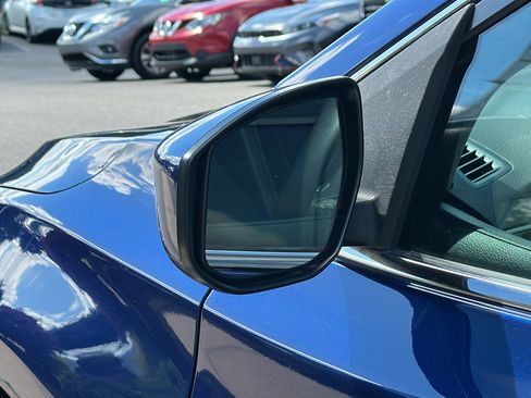 Used 2019 Nissan Sentra SV FWD image 11
