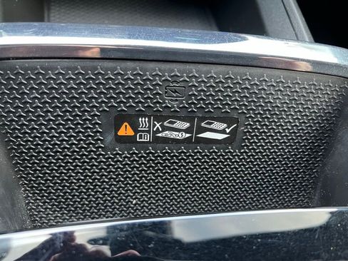 Used 2025 Chevrolet Equinox RS image 40