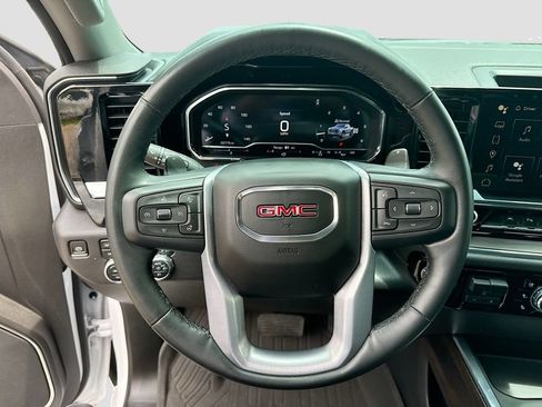 Used 2024 GMC Sierra 1500 SLT AWD/4WD image 14