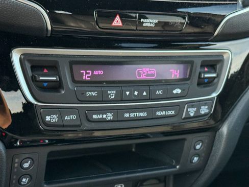 Used 2024 Honda Passport Black Edition image 35