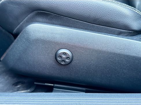 Used 2016 Mercedes-Benz E 350 4MATIC Sport Wagon image 20