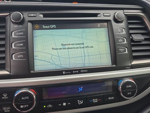 Used 2018 Toyota Highlander Plus image 25