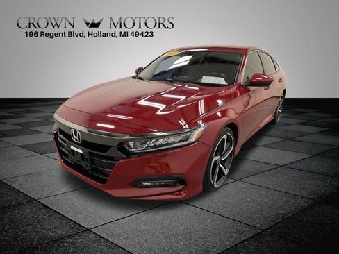 Used 2018 Honda Accord Sport image 3