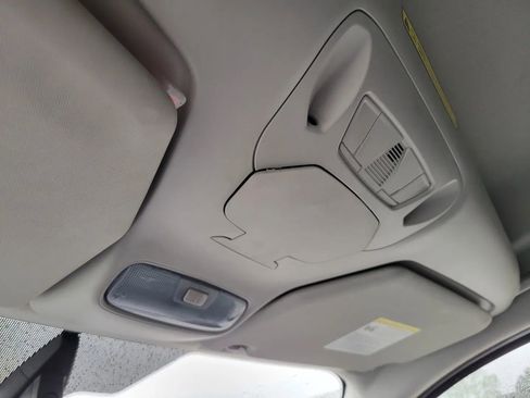 Used 2018 Ford Transit Connect XL image 31