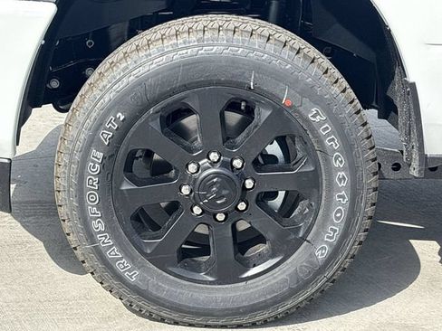New 2026 RAM 2500 Big Horn AWD/4WD image 10
