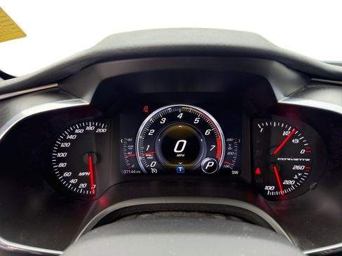 Used 2014 Chevrolet Corvette Base w/ 2LT Preferred Equipment Group image 11