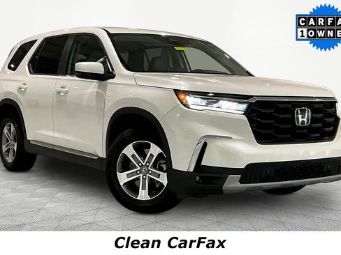 Used 2025 Honda Pilot EX-L image 3
