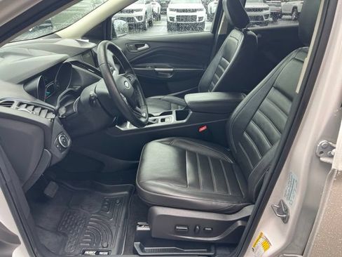 Used 2019 Ford Escape Titanium AWD/4WD image 7
