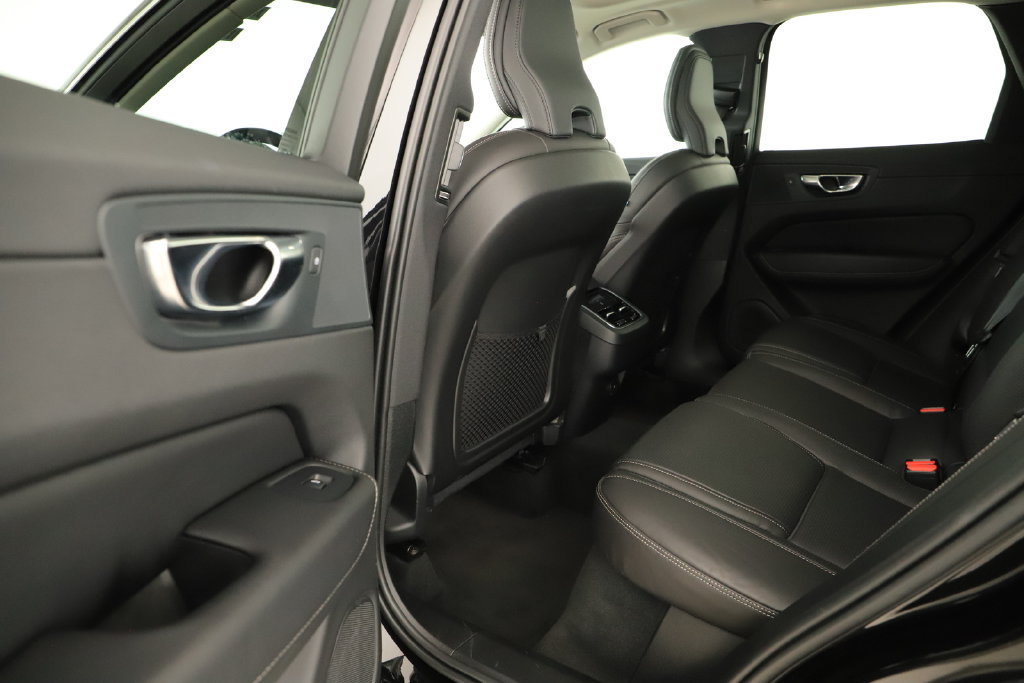 Used 2021 Volvo XC60 T5 Inscription w/ Advanced Package FWD image 27