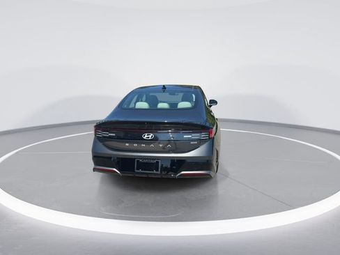 Used 2024 Hyundai Sonata Limited FWD image 7