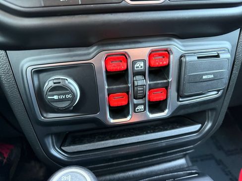 Used 2020 Jeep Wrangler Unlimited Sport S AWD/4WD image 18