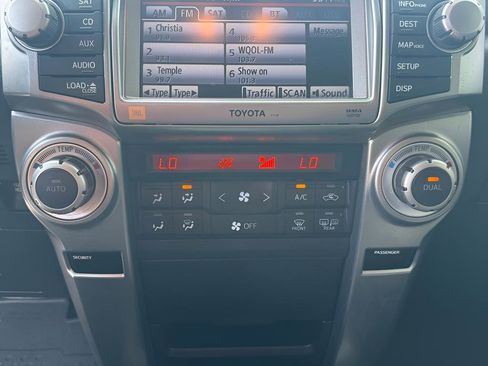Used 2013 Toyota 4Runner Limited AWD/4WD image 27