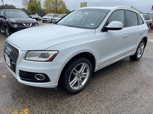 Used 2016 Audi Q5 2.0T Premium Plus w/ Technology Package AWD/4WD image 5