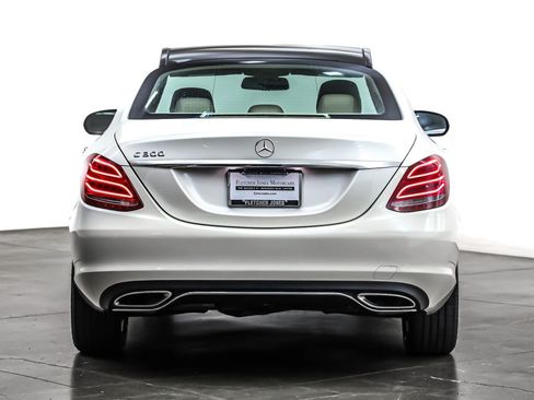 Used 2015 Mercedes-Benz C 300 Sedan image 3