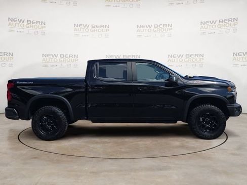 Used 2023 Chevrolet Silverado 1500 ZR2 w/ ZR2 Bison Edition AWD/4WD image 6