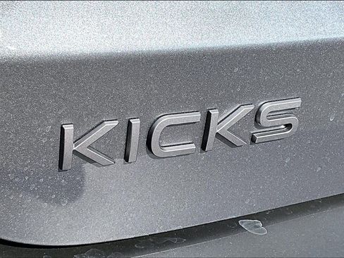 New 2026 Nissan Kicks SV image 15