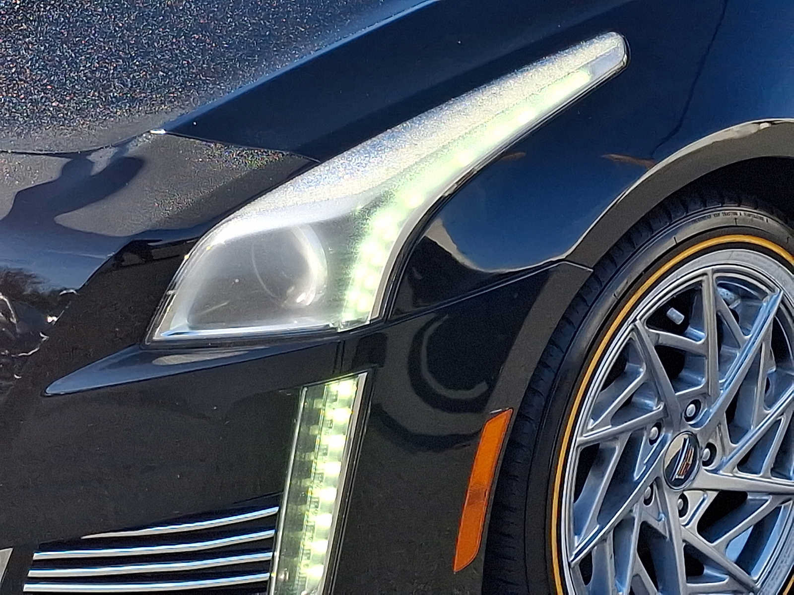 Used 2019 Cadillac CTS AWD Sedan image 9