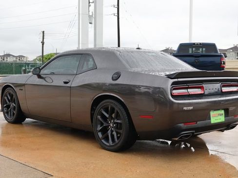 Used 2023 Dodge Challenger R/T w/ Blacktop Package RWD image 4