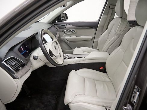 Certified 2023 Volvo XC90 T8 Ultimate image 19