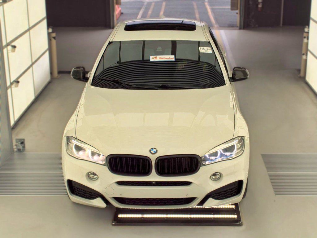 Used 2016 BMW X6 xDrive35i w/ M Sport AWD/4WD image 3