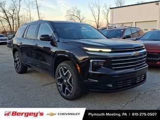 New 2026 Chevrolet Traverse High Country w/ LPO, Floor Liner Package FWD video 2