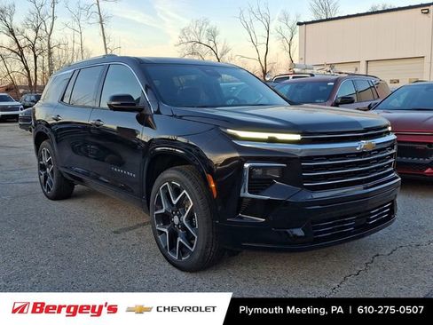 New 2026 Chevrolet Traverse High Country w/ LPO, Floor Liner Package FWD image 2