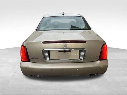 Used 2005 Cadillac De Ville DHS w/ Equipment Group FWD image 8