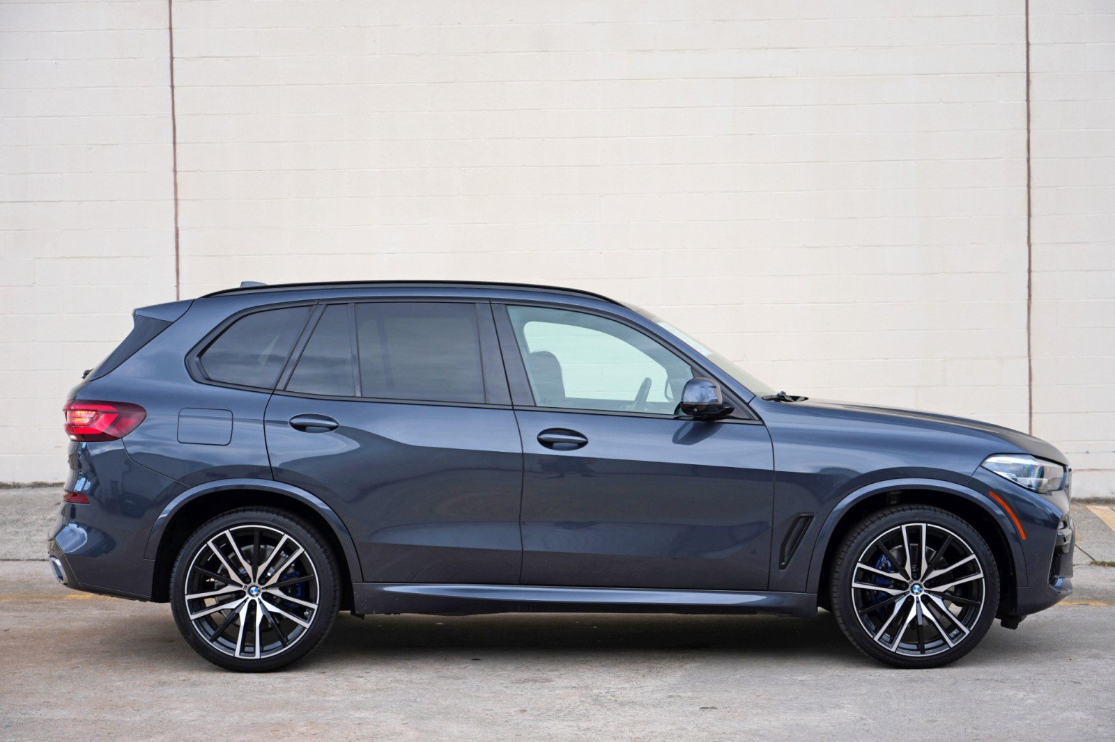 Used 2021 BMW X5 sDrive40i w/ M Sport Package RWD image 55