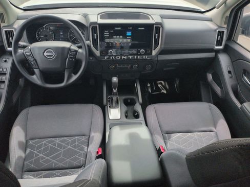 New 2026 Nissan Frontier SV w/ Tow Package RWD image 10