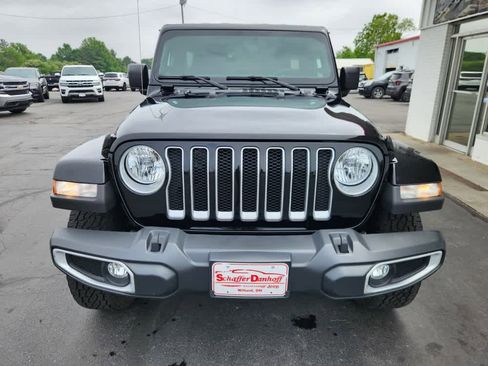 Used 2023 Jeep Wrangler Sahara image 8