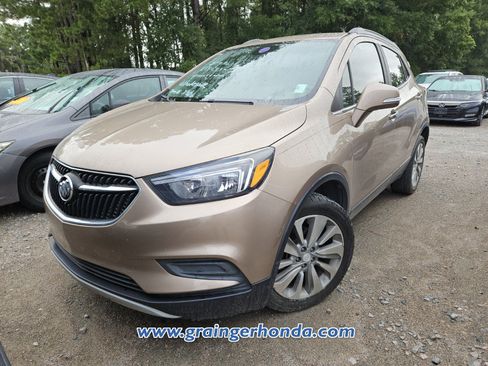 Used 2019 Buick Encore Preferred FWD image 2