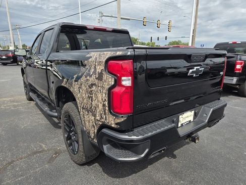 Used 2021 Chevrolet Silverado 1500 Custom Trail Boss w/ Realtree Special Edition AWD/4WD image 7