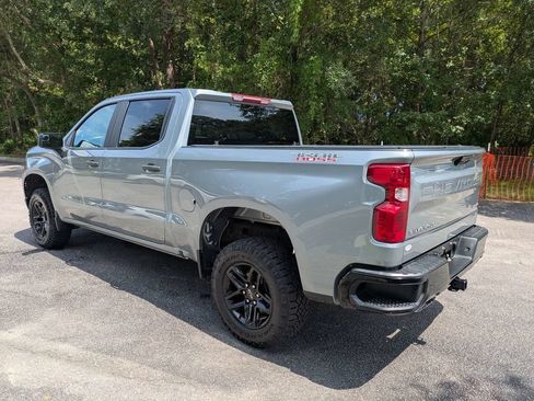 Used 2023 Chevrolet Silverado 1500 Custom Trail Boss AWD/4WD image 6